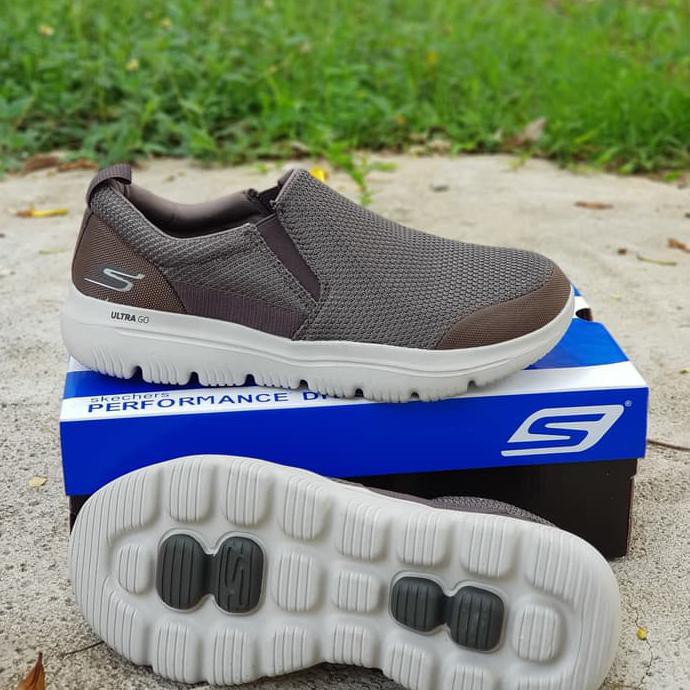 promo skechers ultra go impeccable terbaru