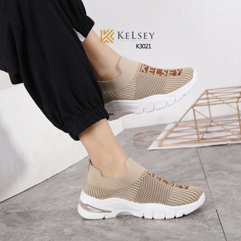 (GRATIS ALAS KAKI) Nicole Sepatu Sneakers Air Boots Wanita 4,5cm  Kelsey / Sepatu Flyknit Wanita K3021