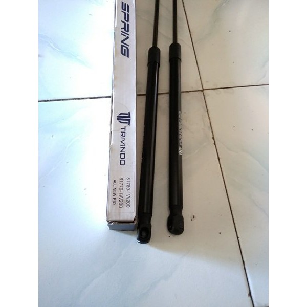 sepasang shock skok hidrolis bagasi pintu belakang KIA All new Rio Terjangkau