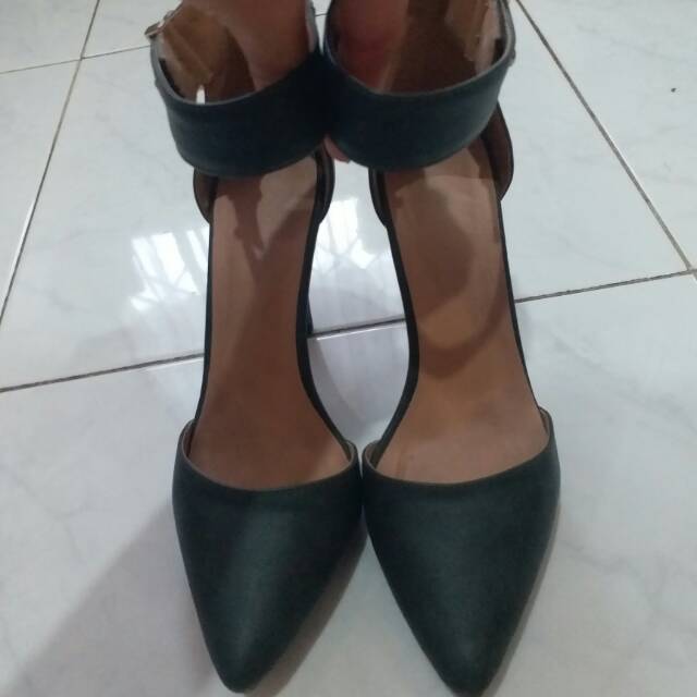 SOLD- Zalora pump heels