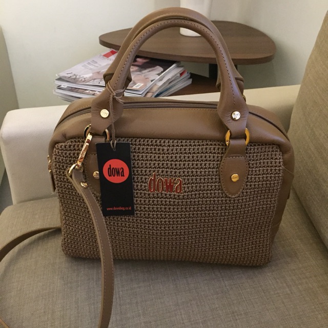  TAS DOWA  SERI SEOUL Shopee Indonesia