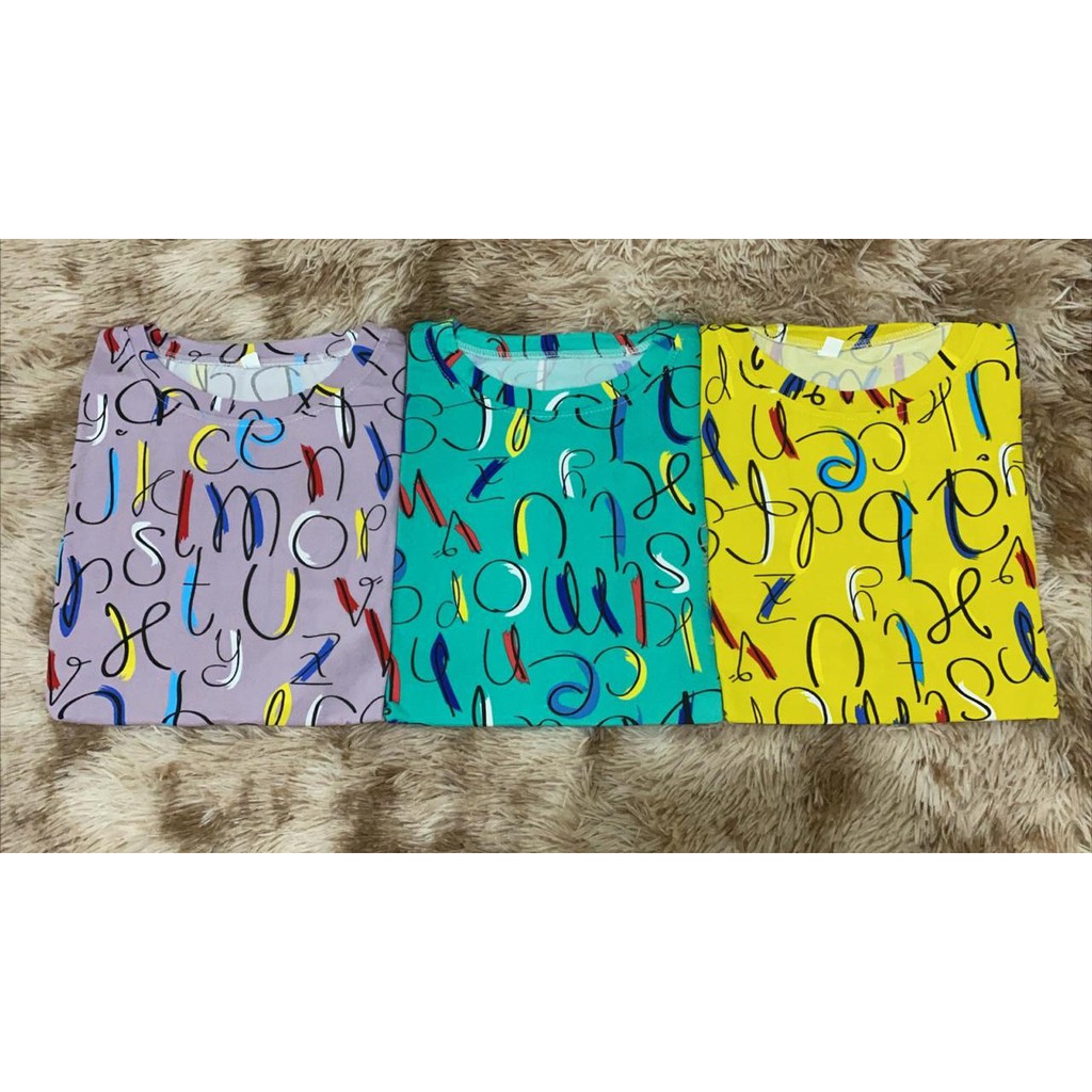 Oversize Tee Tshirt Wanita Model Longgar Motif Font Z018