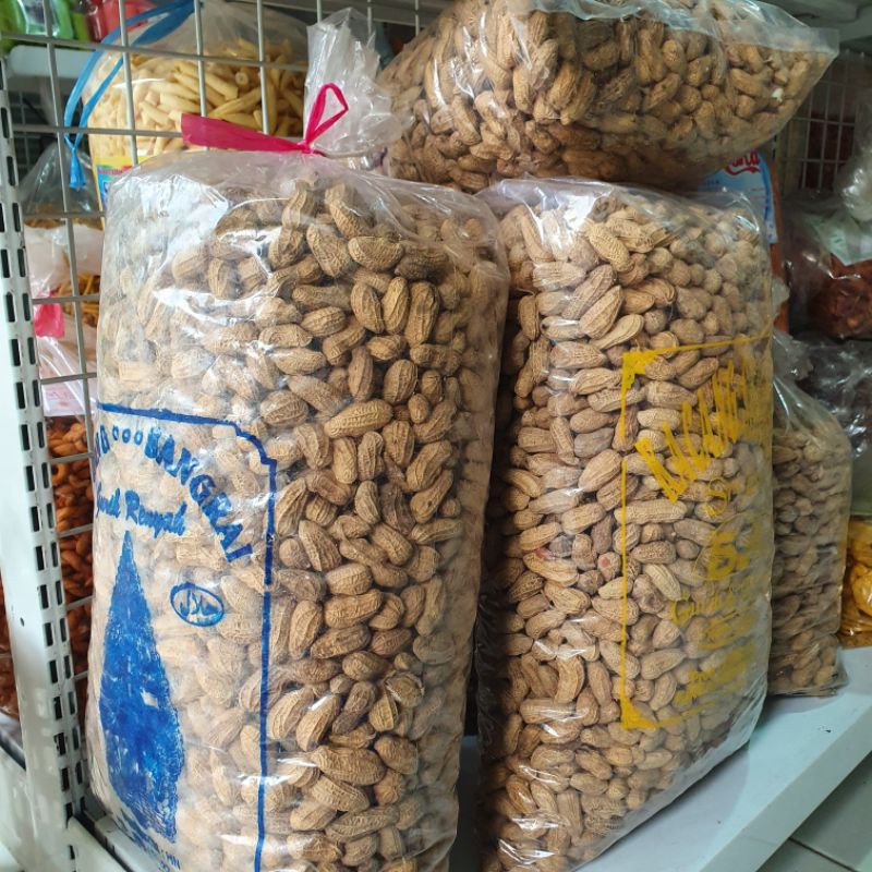 

Snack / Cemilan Kacang tanah Sangrai Gunung Sri Ayu Kiloan 1 KG WFH Snack Gurih Renyah Enak Murah