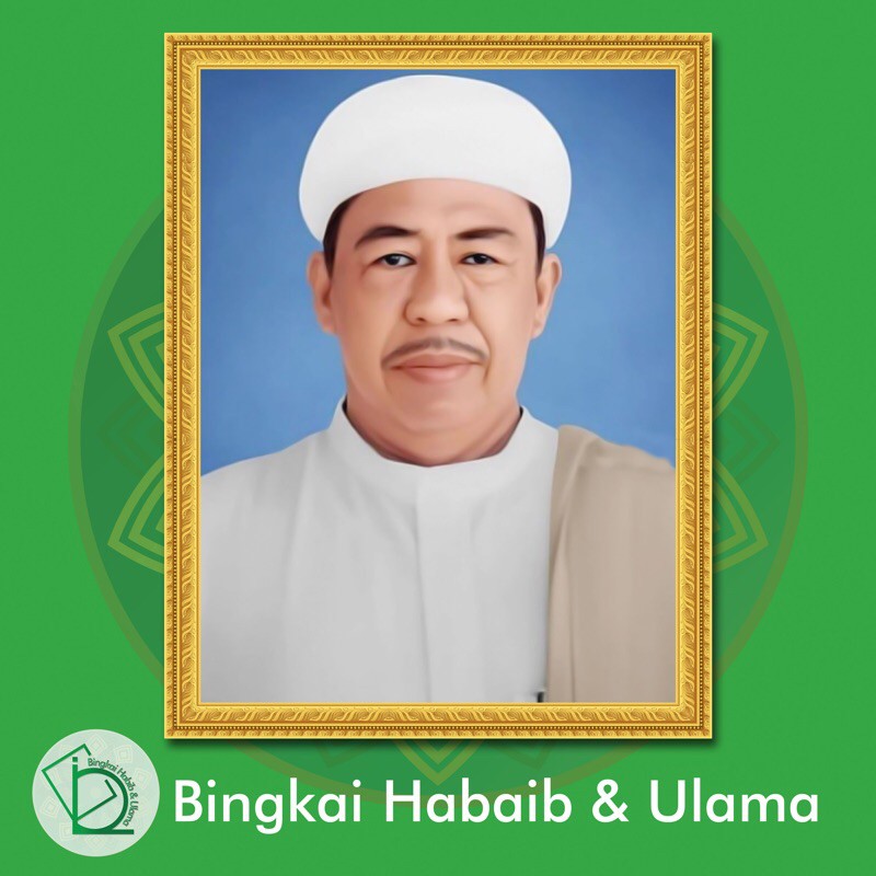 (42 Code) Bingkai foto Abuya Hasan Baharun.
