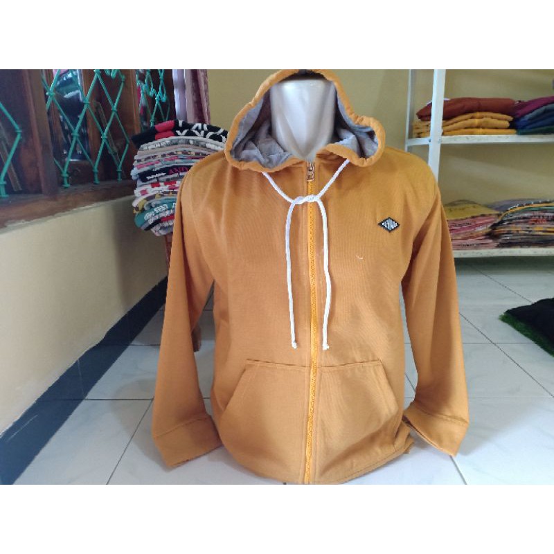 

ZIP UP NEVADA NO TAG