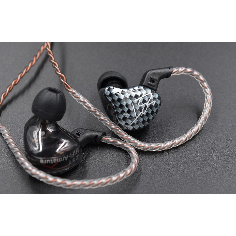 IEM Knowledge Zenith  KZ - ZST Hybrid with Mic