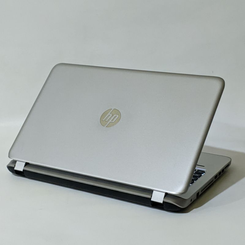 Laptop editing/rendering/design Hp Envy 15 - core i7 - ram 16gb Dual vga Nvidia GTX 850m