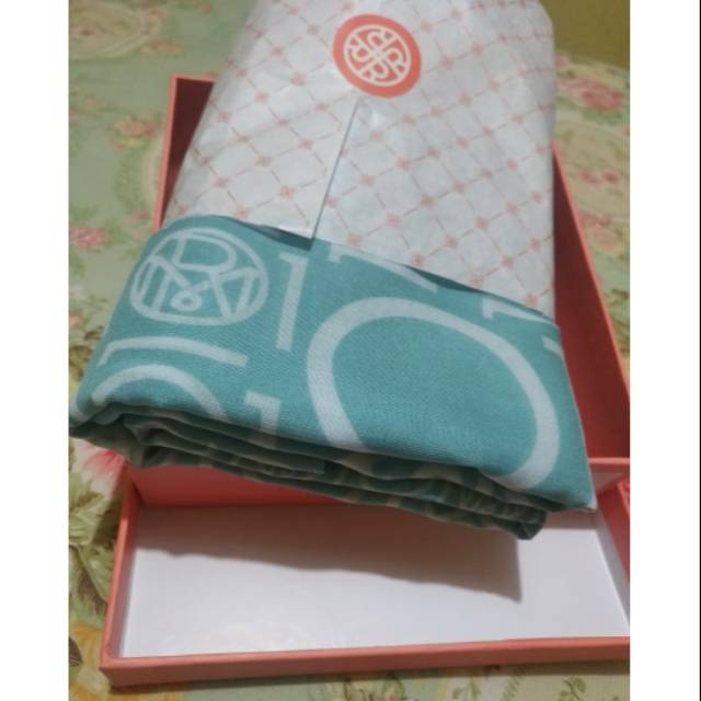 Monogram scarf Ria miranda dekade NEW