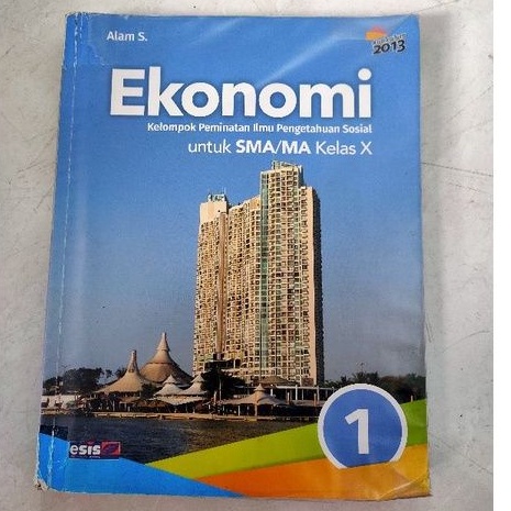Buku Ekonomi kelas SMA X