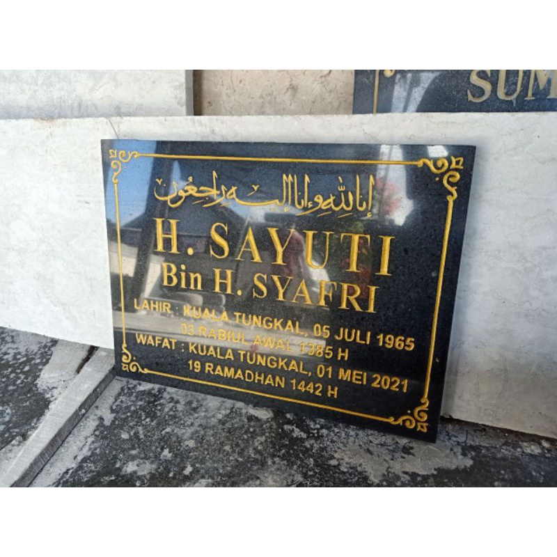 Papan Nisan Granit Alam Ukiran