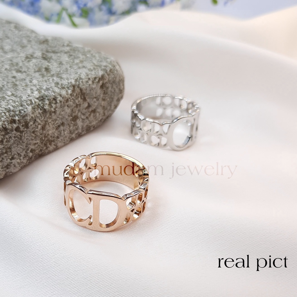 Cincin Titanium Lebar 5mm dan 8mm D Mewah dan Elegan Tersedia Warna Rose Gold, Gold dan Silver