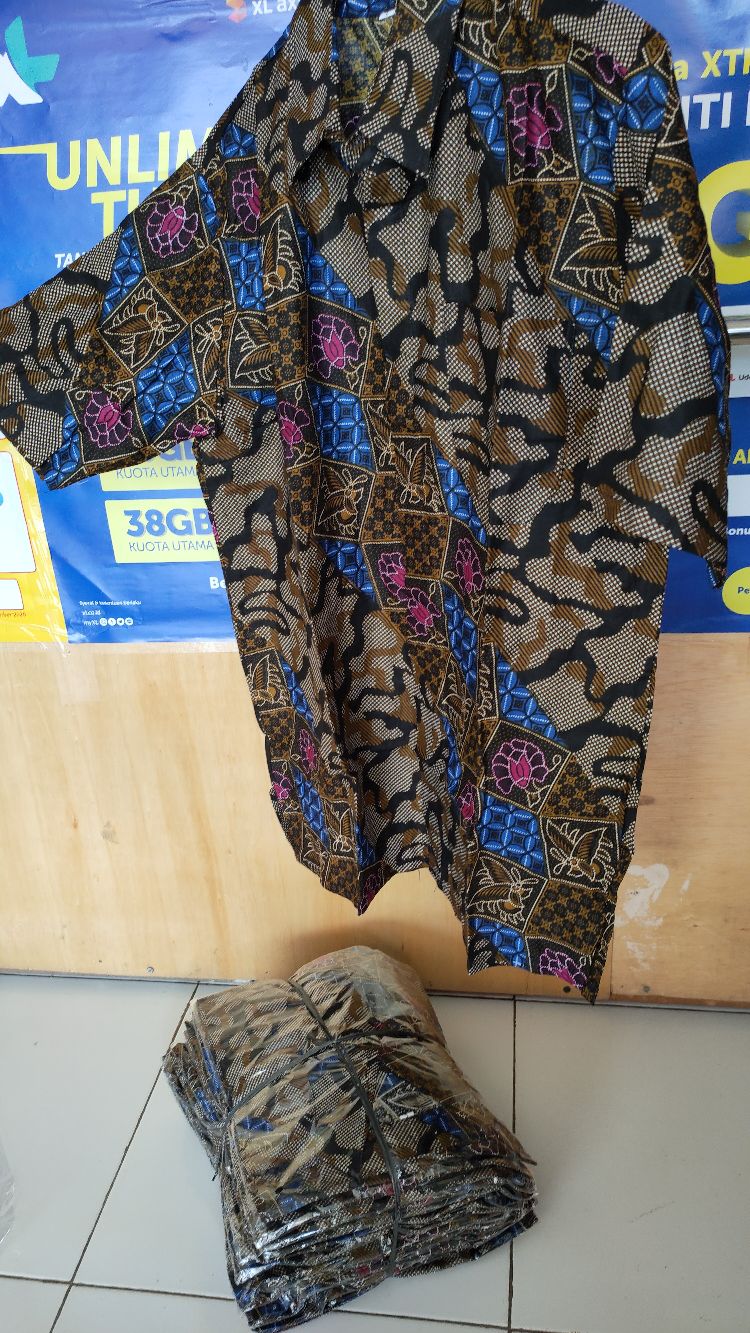 Bswart Batik Hrb026 Kenongo Hem Pendek Anjani Biru Pekalongan M L Xl Batik Pria Murah Modern Grosir