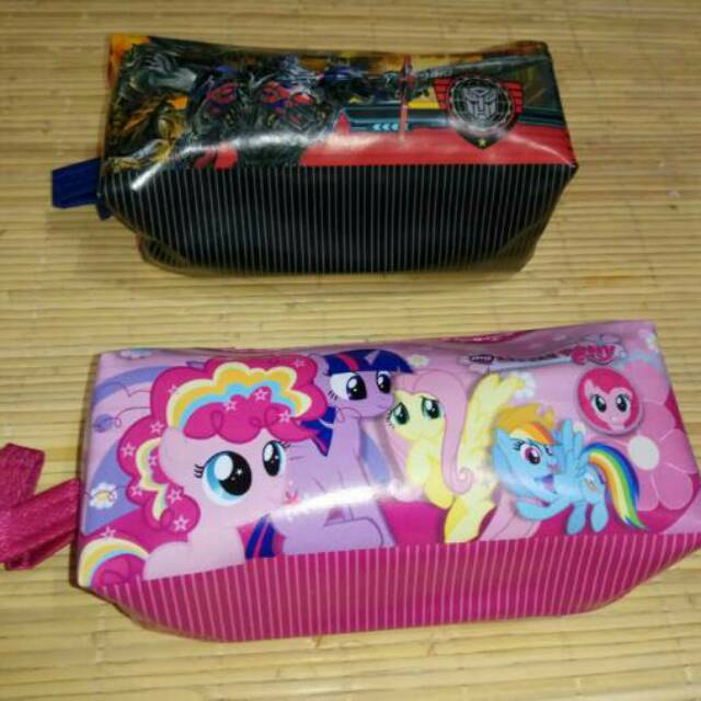 

Tempat pensil anak karakter little pony, Transformers,avengers,mc.queen dan tsum tsum