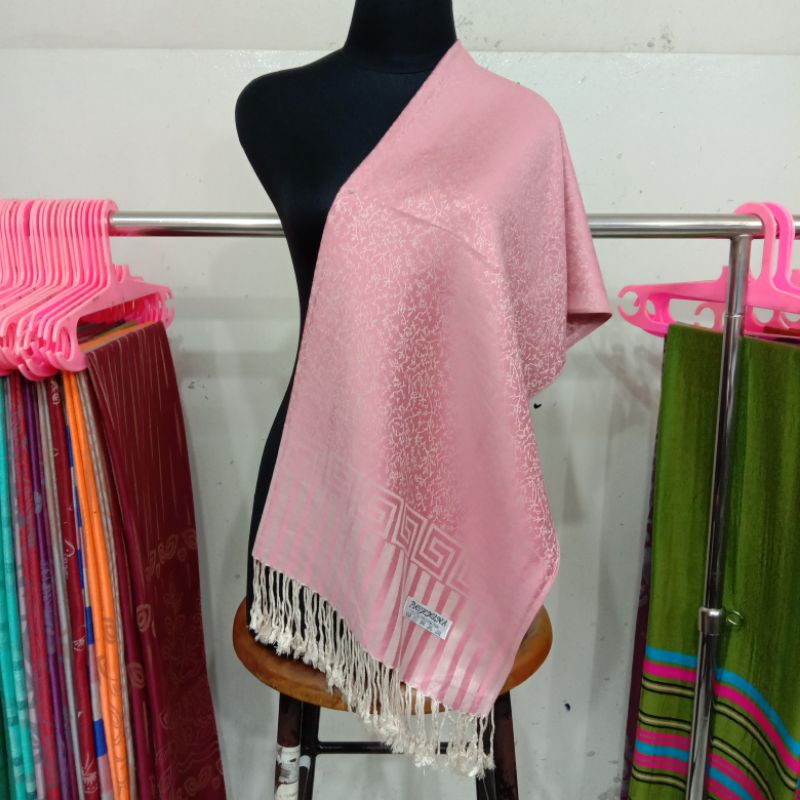 syal cashmere motif batik || pashmina || selendang || scarf || fashion