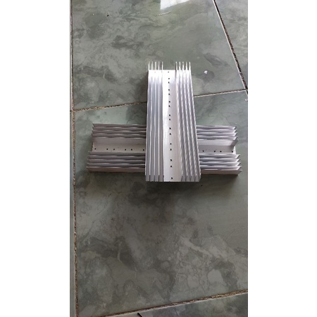 pendingin 10 sirip panjang 30cm.