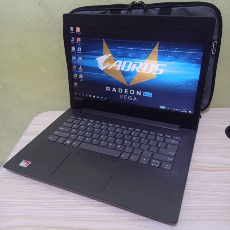 Laptop Lenovo Ideapad 320 Amd A4 Ram 4 HDD 500 Normal Siap Pakai