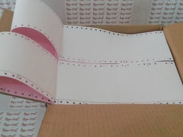 

Promo Kertas komputer continuous form 2ply/4 wartel 9.5X11
