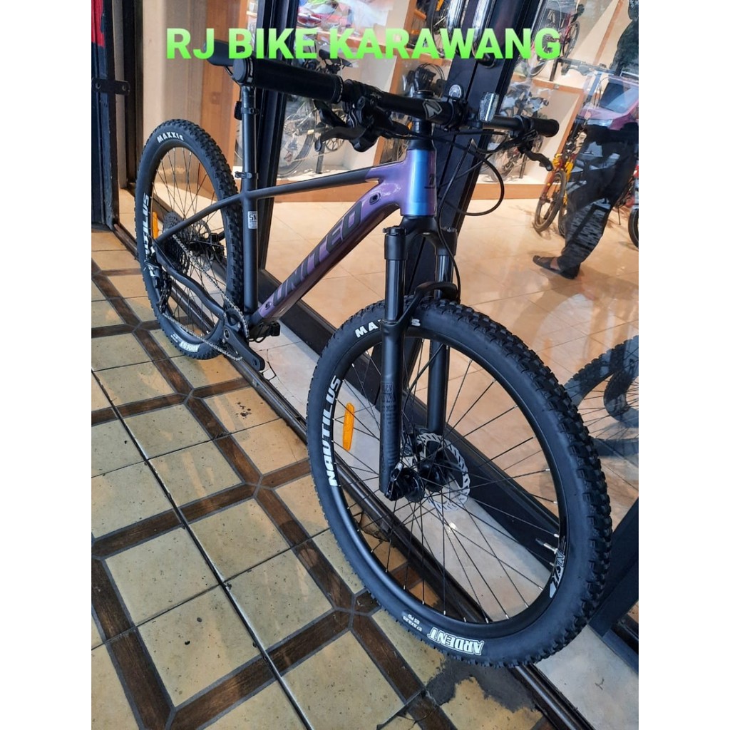 MTB UNITED 27.5 CLOVIS 8.00