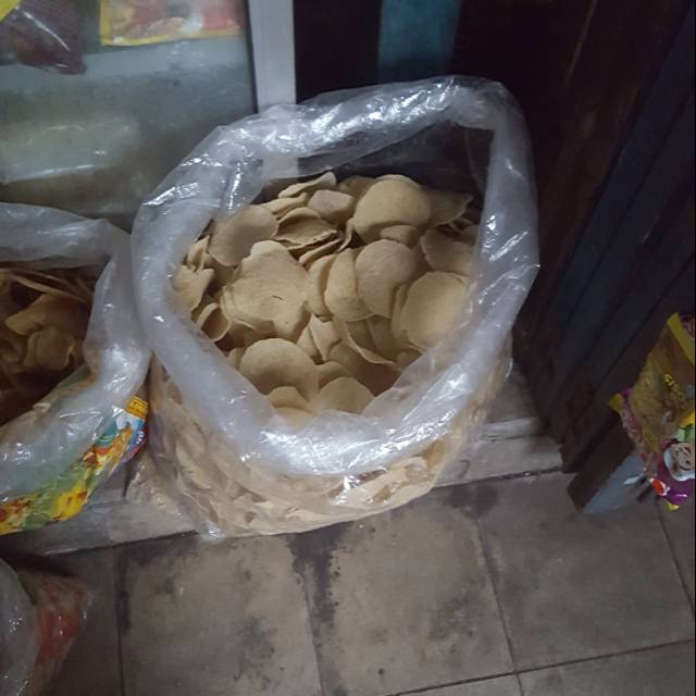 

Kerupuk nasi