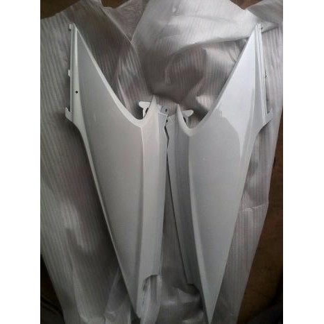 cover body Honda beat lama karbu putih