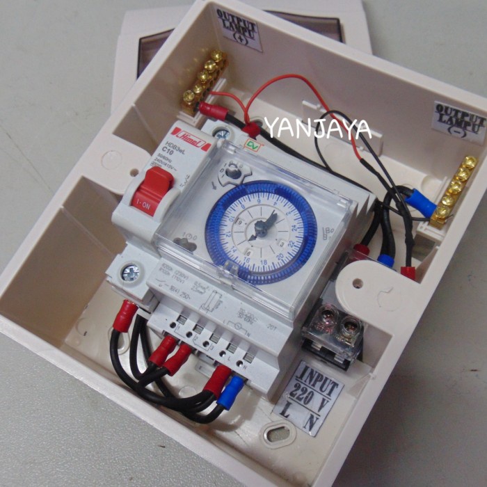 panel timer otomatis lampu 24jam timer model theben sul181d