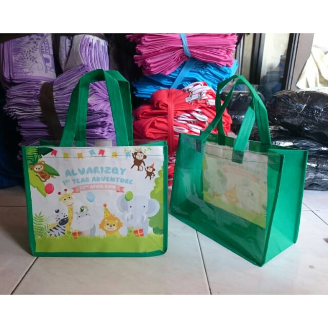

tas ultah custom karakter animal/tas souvenir ultah kombinasi mika animal