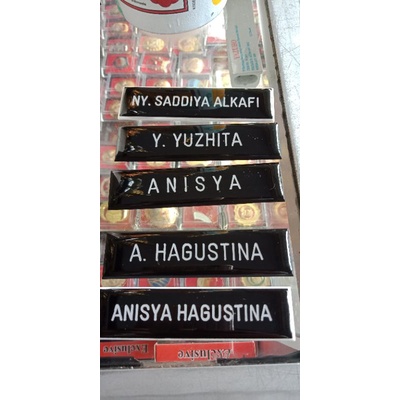 

papan nama akrilik/nametege/papan nama grafir