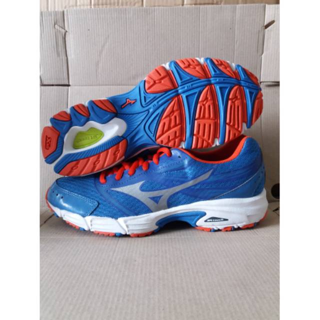 Sepatu mizuno running original