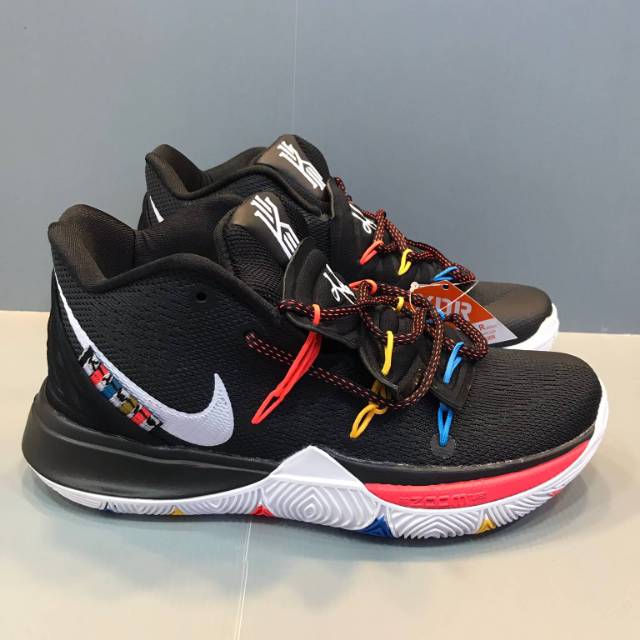nike kyrie 5 x friends