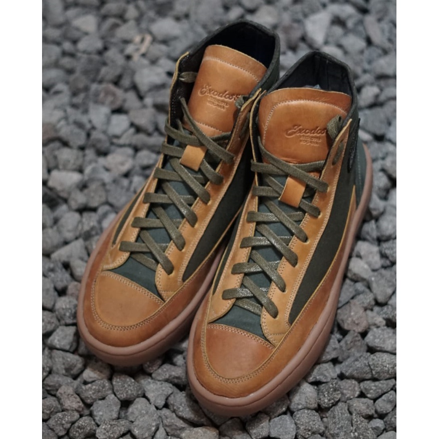 Sepatu Sneaker Kulit Pria Exodos57 - Taxidi - Tan Army