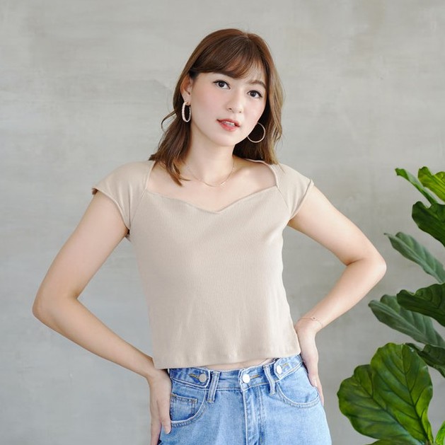 Felicia Knit crop Top Atasan Wanita Blouse