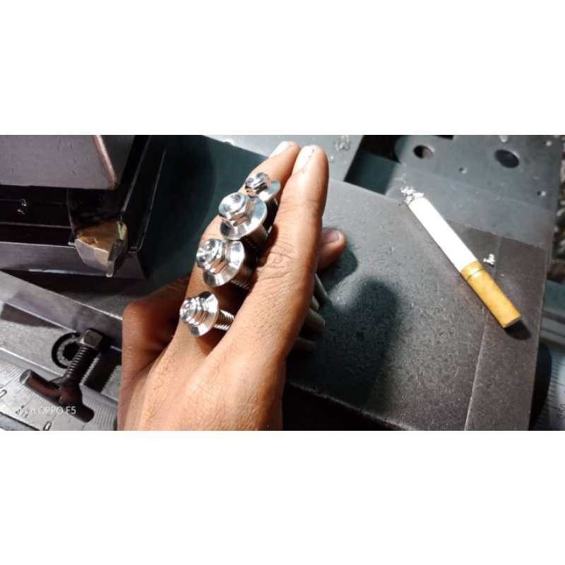 baut T bawah ninja stenlis