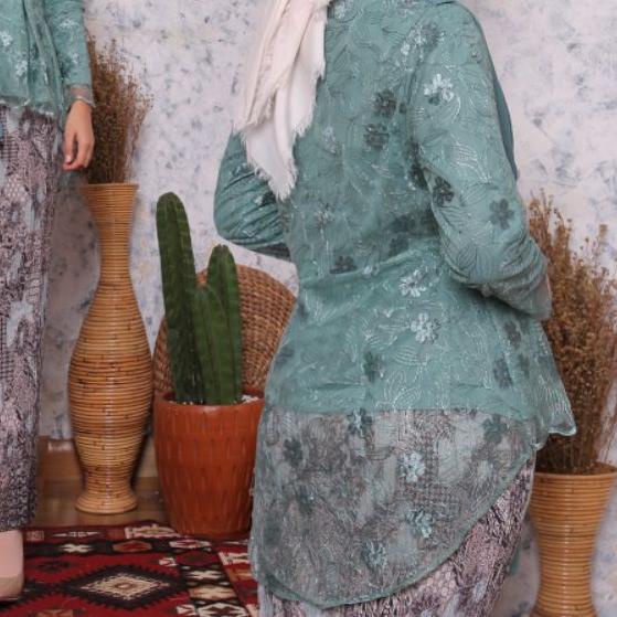 BLOUSE AMALIA SELENDANG CERUTY - AURORA SELENDANG CERUTY - BLOUSE KEBAYA MODERN - KEBAYA LAMARAN