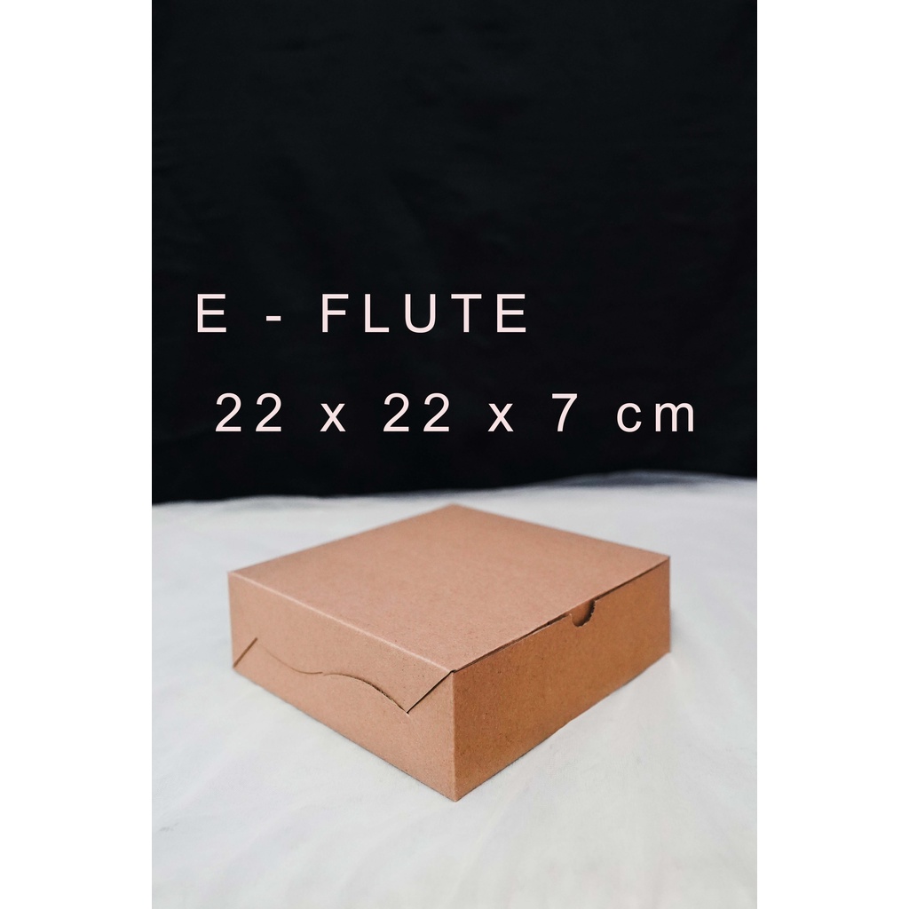 Box EFlute Coklat 22x22x7 Cm Kardus BOX Karton Packaging Kotak Kado, Hampers, Souvenir, Baju Corruga