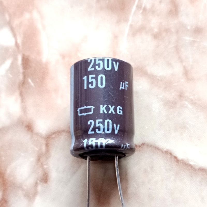 ELKO 1500uF 450V 105 65x106mm csavaros bekötés | Német Elektronika