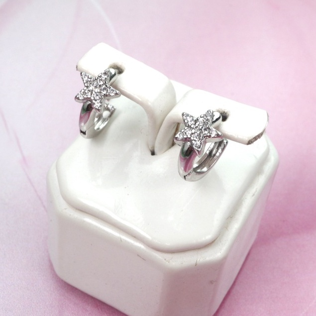 Anting putih  xupingA18