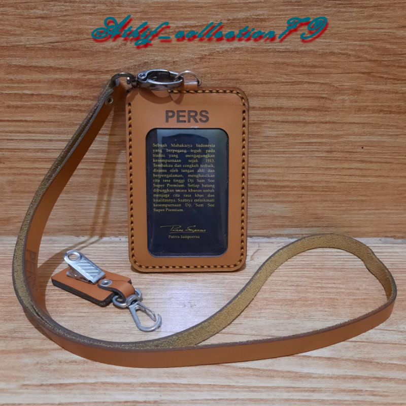 

Tempat Id Card Kulit Asli PERS Gantungan ID Card Kulit Asli PERS Kalung