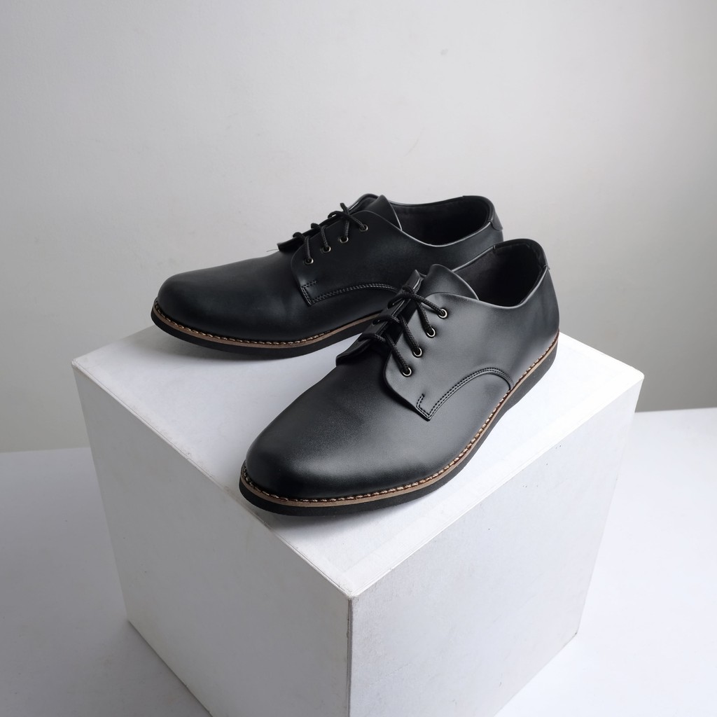 RUSH BLACK - Sepatu Pantofel Pria Kulit Formal Santai Kasual Kerja Kuliah Oxford - Pantopel