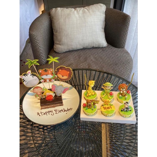 

Cup Cake Hand Made Quesera Cake