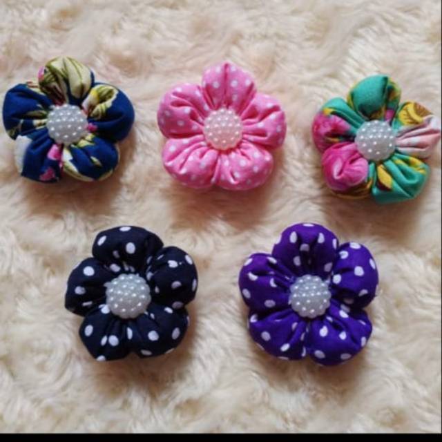BROSS BUNGA BULAT KATUN HANDMADE
