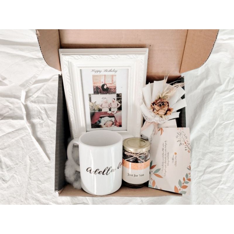 

Gift Box//Birthday Gift//Hampers//Ngasih Kado