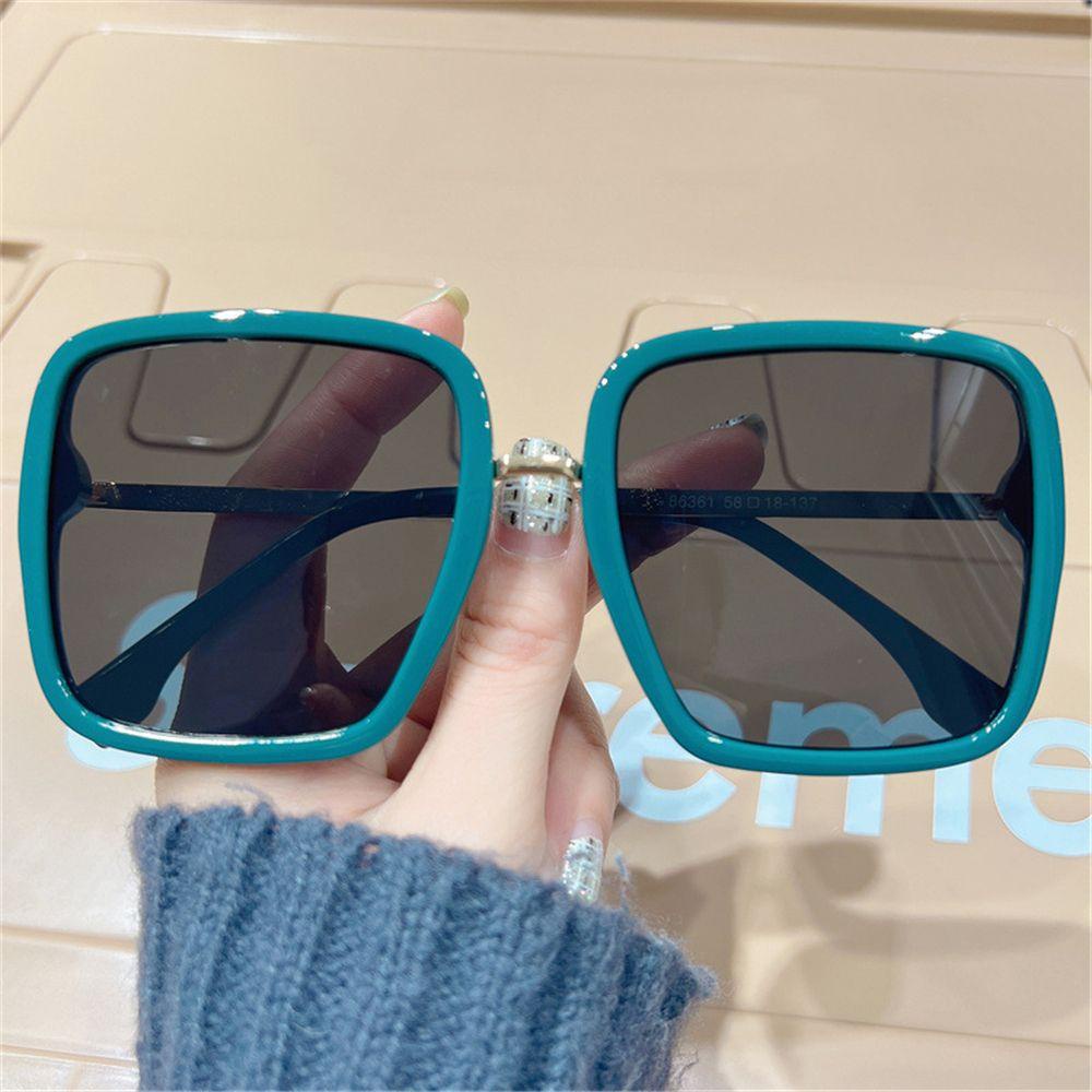 Lily Women Metal Sunglasses Berwarna Oversized UV400 Kacamata