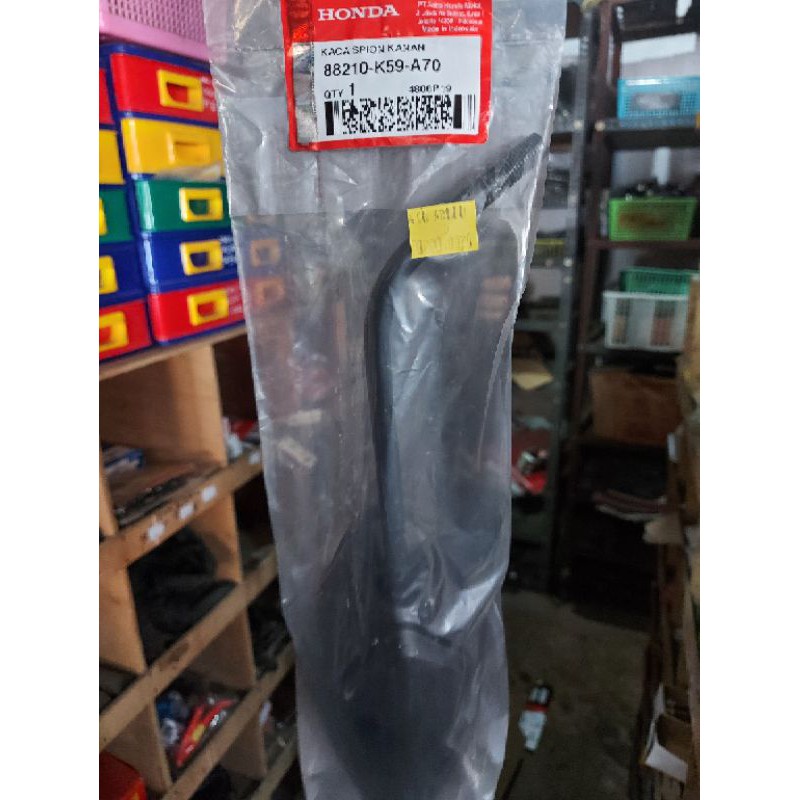 SPION KANAN VARIO 150 NEW ORIGINAL