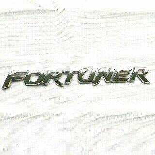 emblem tulisan fortuner Aksesoris Mobil