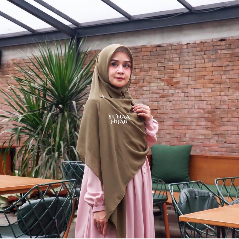 Scarf by Yuna Hijab