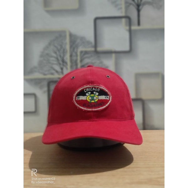 Topi Reebok