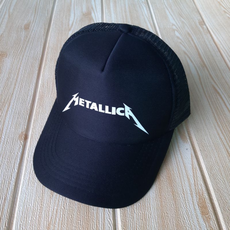 Topi Metallica / Band / Musik