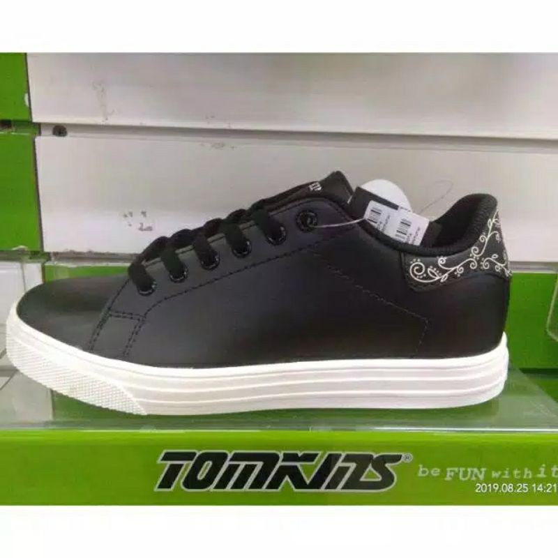 sepatu Tomkins women Tully blk wht