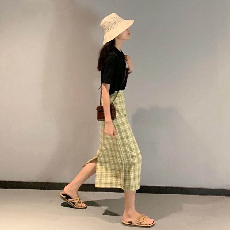 Rok Panjang Casual Model High Waist Motif Kotak Kotak Gaya Rok Panjang Casual Model High Waist Motif Kotak Kotak Gaya
