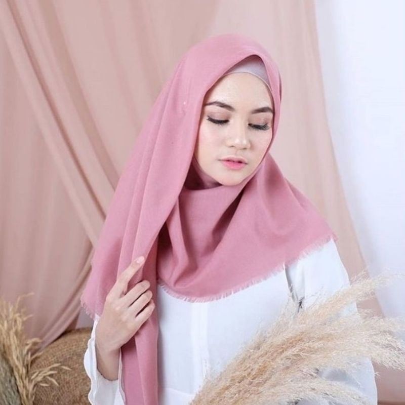 Hijab Segiempat saudia Exclusive// Saudia Polos Rawis// Part 1//hijab segi empat//jilbab